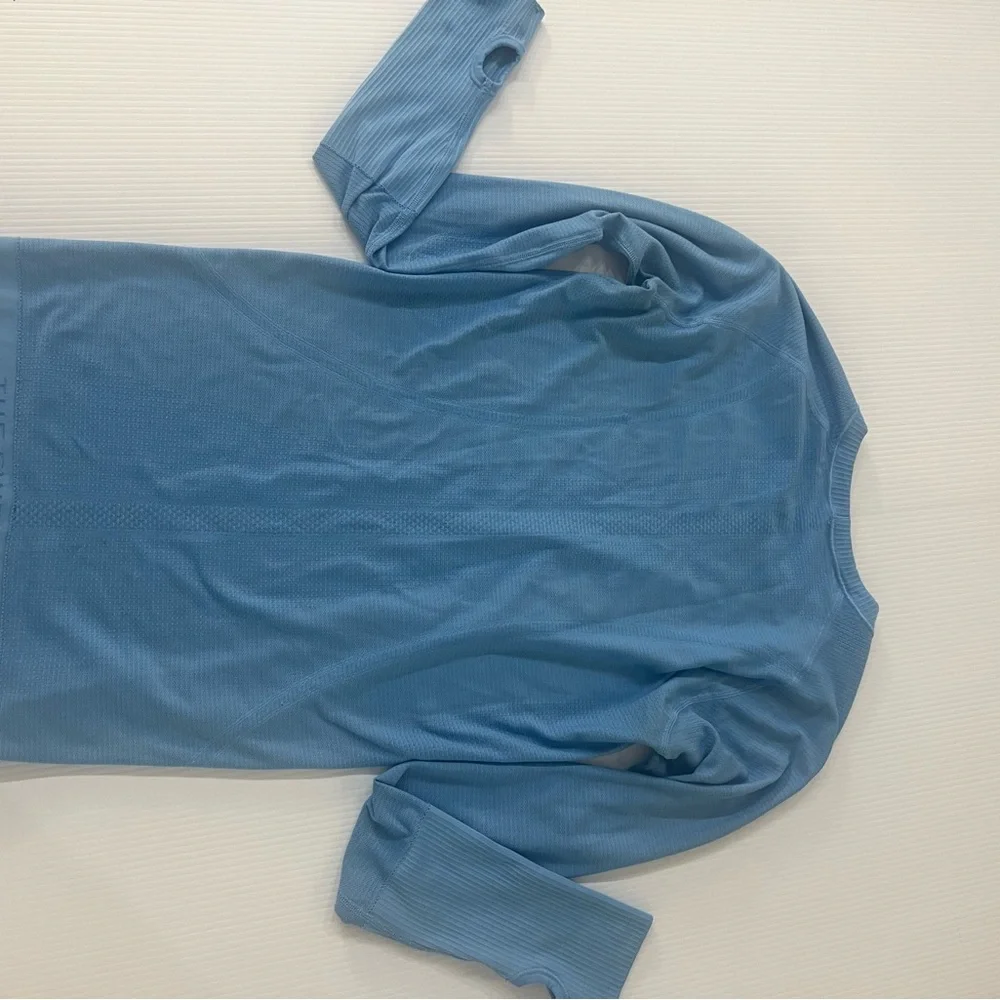 Women’s Lululemon light blue long Sleve